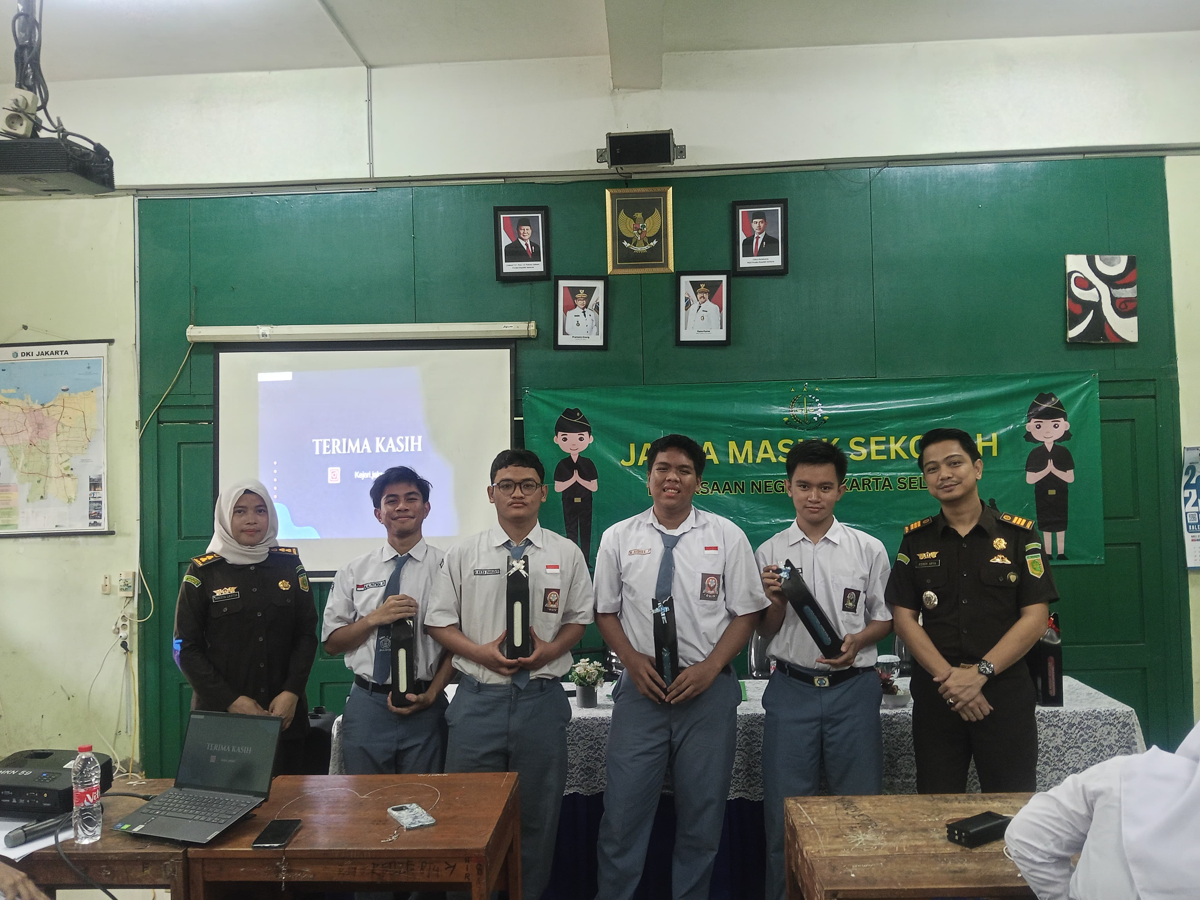 Gedung Sekolah SMK 12 NEGERI YOGYAKARTA